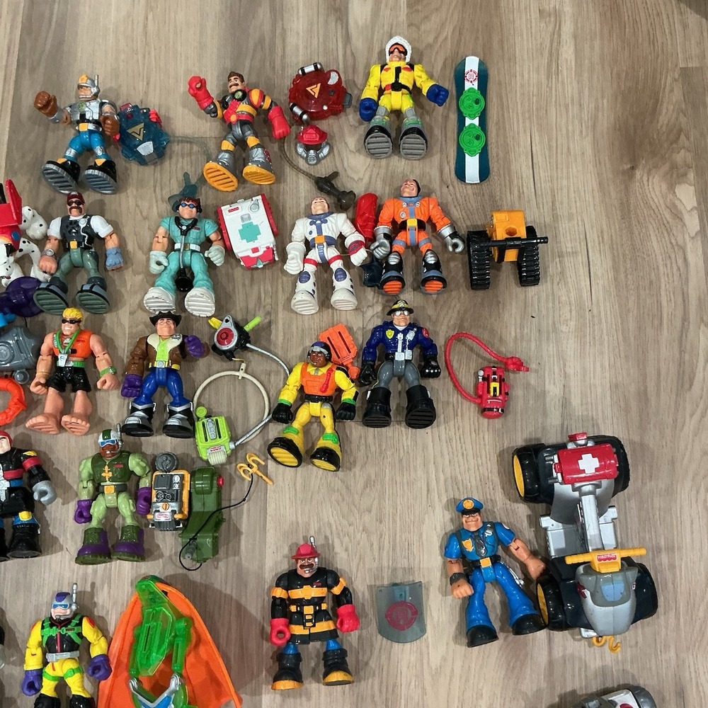 Vtg Fisher Price Rescue Heroes Figures Backpacks Vehicle Animals Lot 50+ Piece - Picture 4 of 8